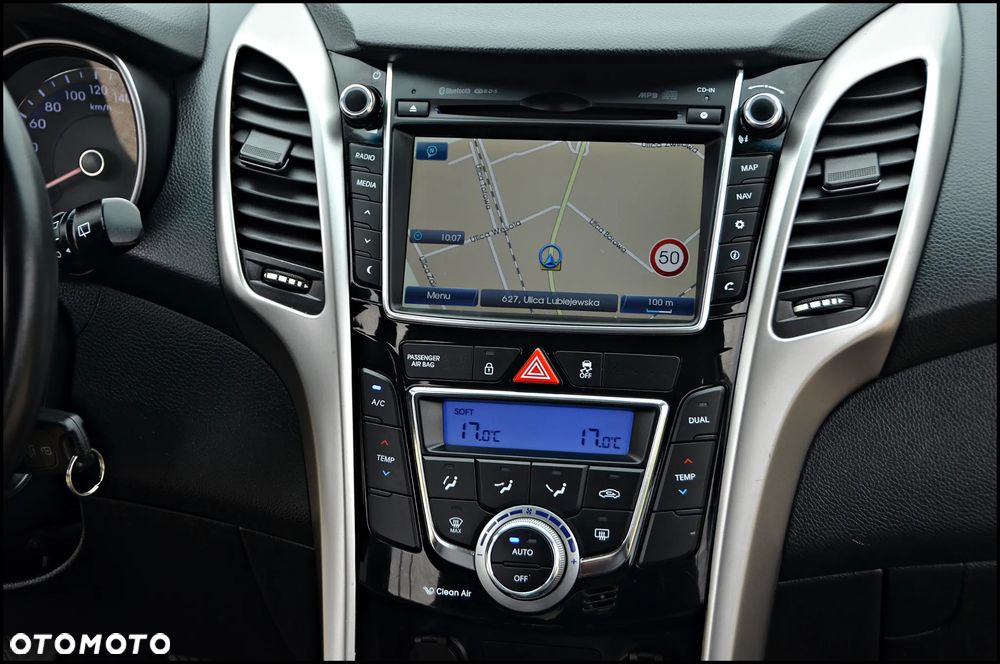 Hyundai i30 1.6 CRDi Premium - 31
