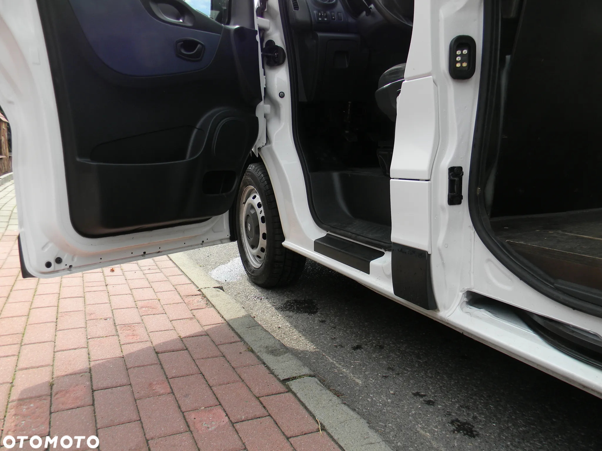 Opel Vivaro - 13