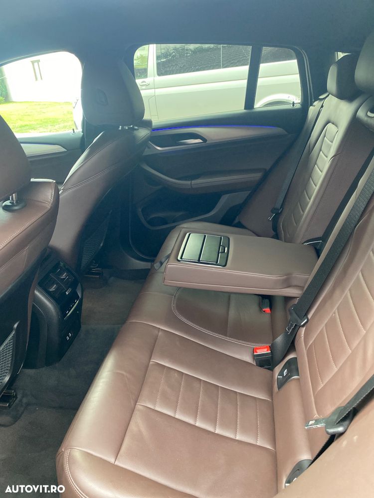 BMW X4 xDrive30d MHEV - 11