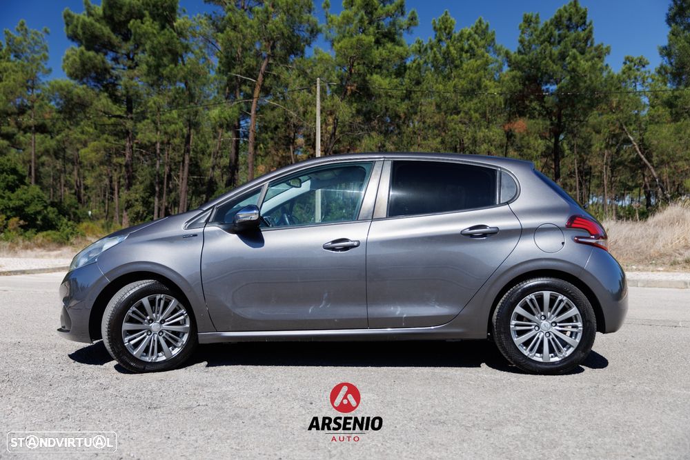 Peugeot 208 1.5 BlueHDi Signature - 15