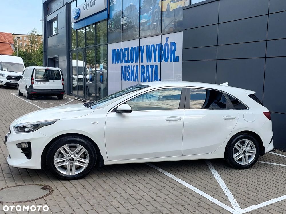 Kia Ceed 1.5 T-GDI M - 24