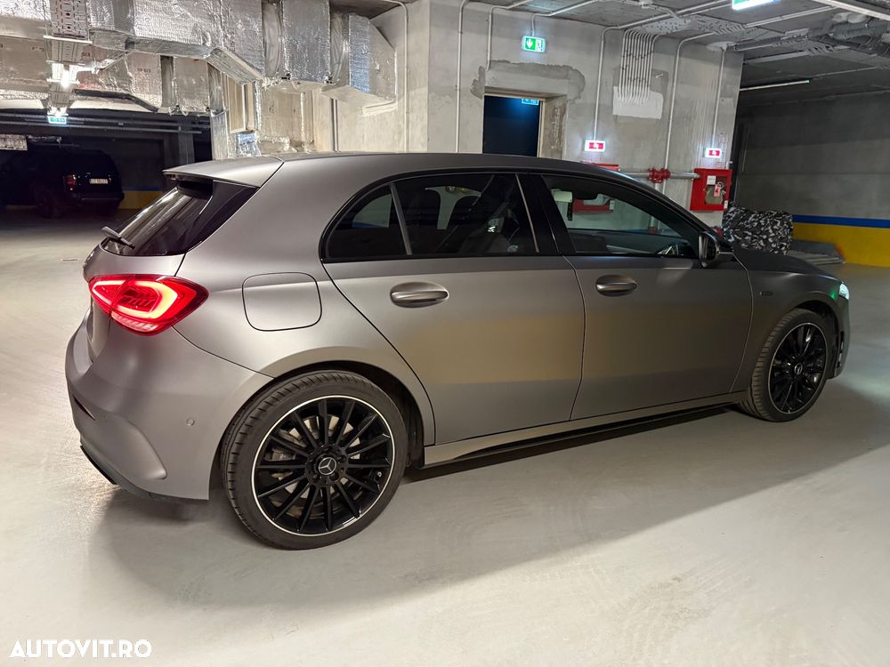 Mercedes-Benz A 250 e 8G-DCT AMG Line - 11