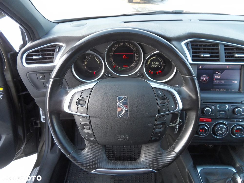 Citroën DS4 e-HDi 110 SoChic - 15