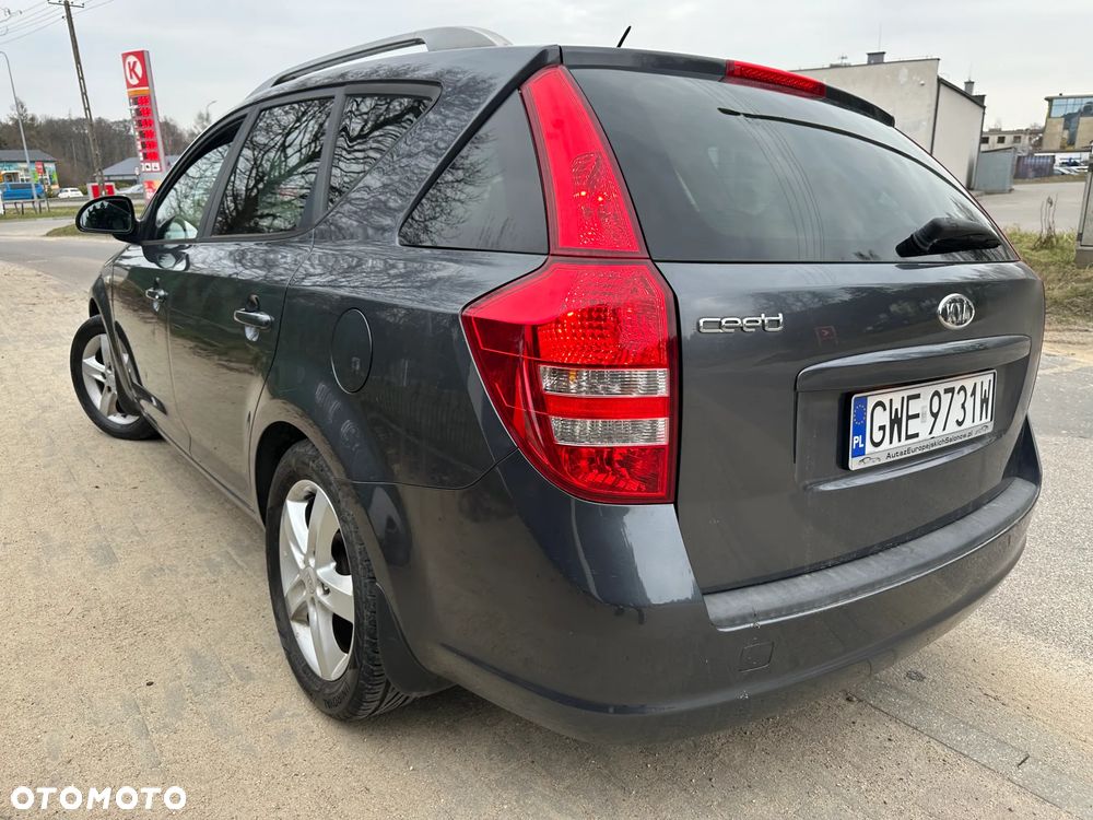 Kia Ceed 1.4 CVVT LX - 9