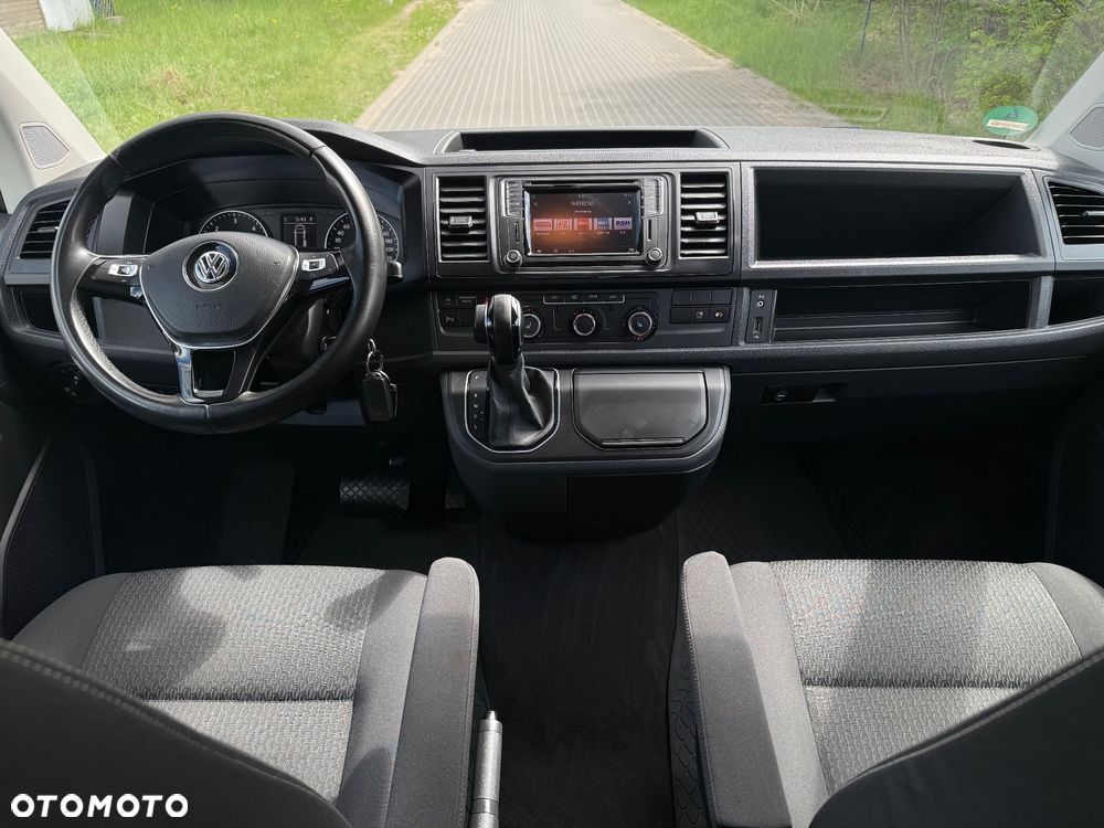 Volkswagen Multivan - 8