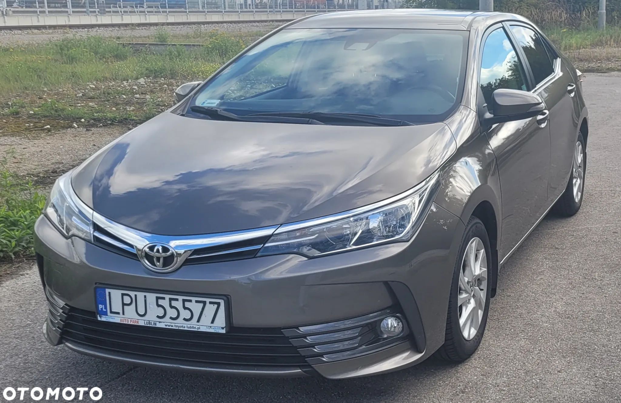 Toyota Corolla 1.6 Comfort - 1