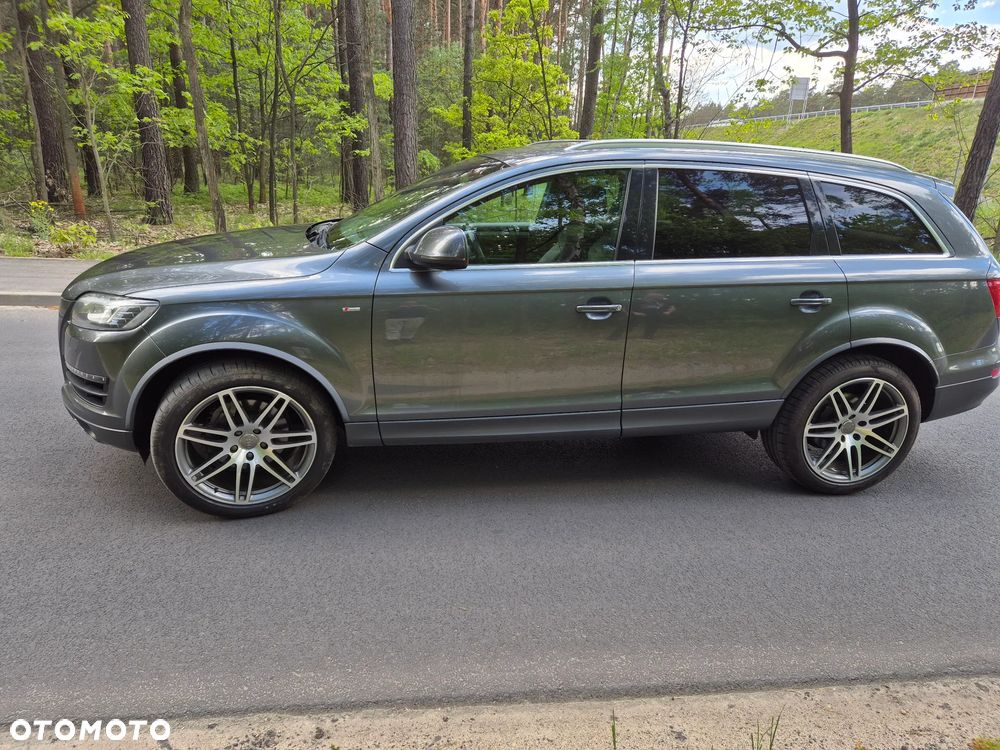 Audi Q7 - 10