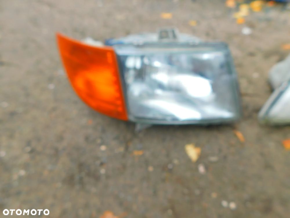 mercedes vito lampa prawa WYSYŁKA - 1