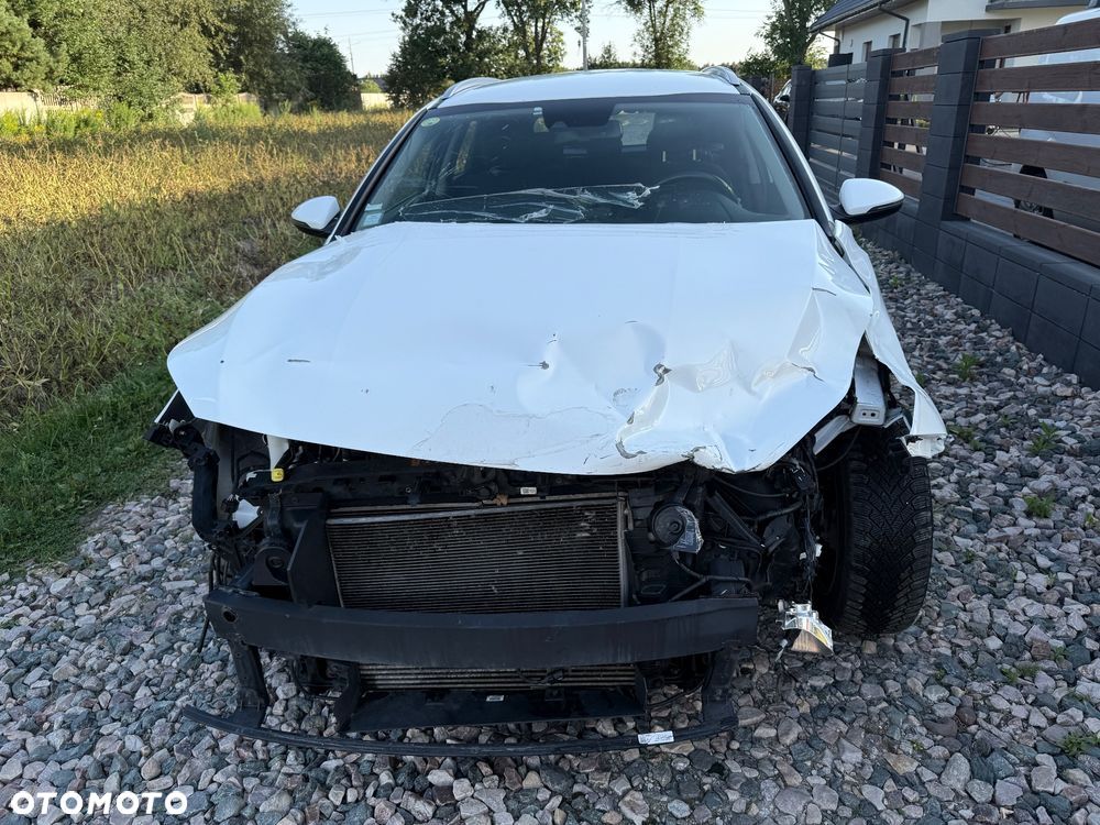 Kia Ceed 1.6 CRDi DCT Vision - 4
