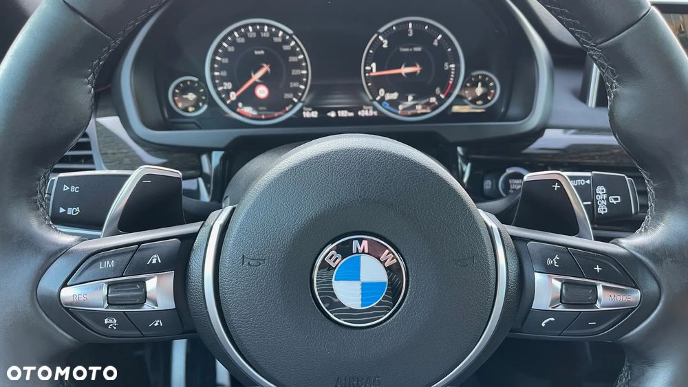 BMW X5 xDrive25d - 32