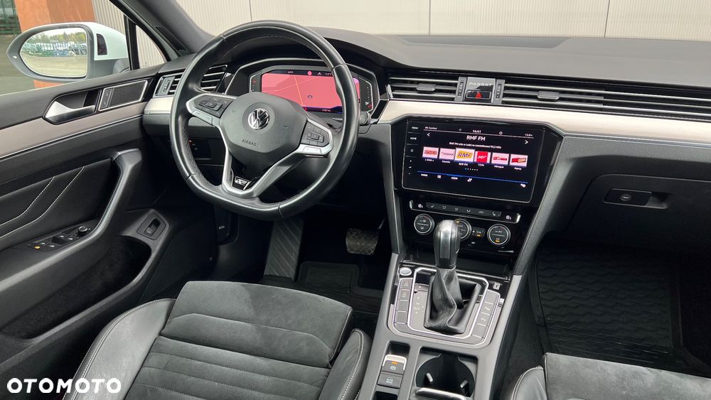 Volkswagen Passat 2.0 TSI Elegance DSG - 14