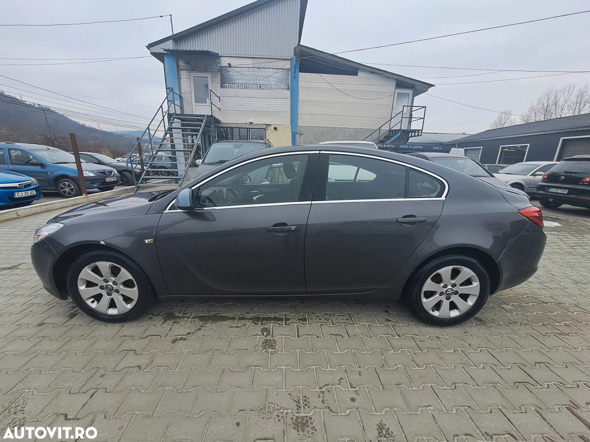 Dezmembram Opel Insignia A - 8