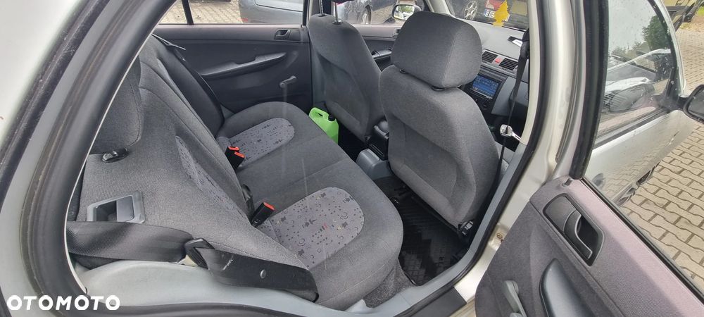 Skoda Fabia 1.4 16V Classic - 17