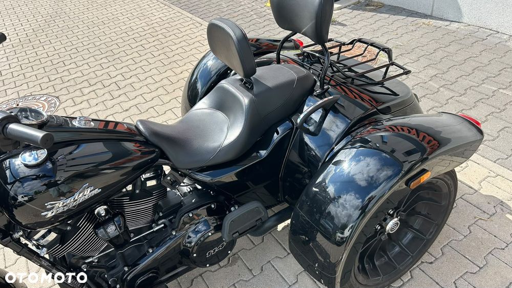 Harley-Davidson Trike Freewheeler - 14