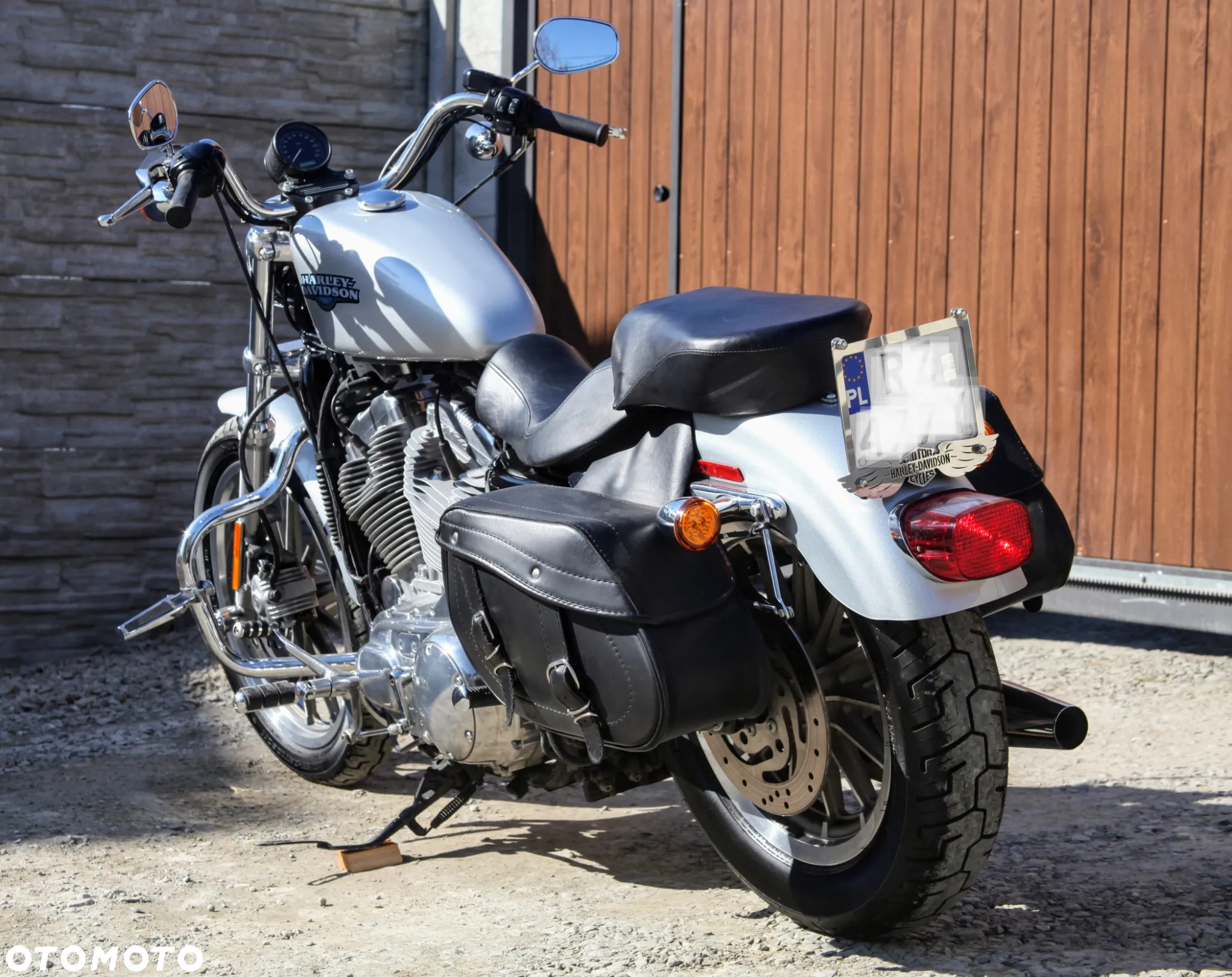 Harley-Davidson Sportster Low 883L - 6