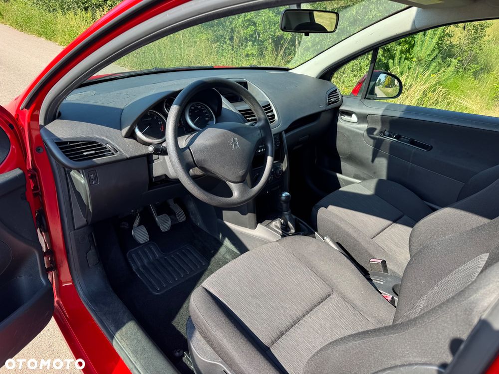 Peugeot 207 1.4 Trendy - 7
