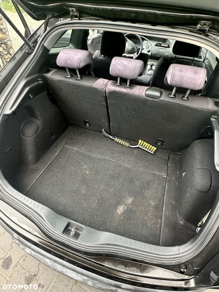 Honda Civic 2.2i-CTDi TypeS + - 9