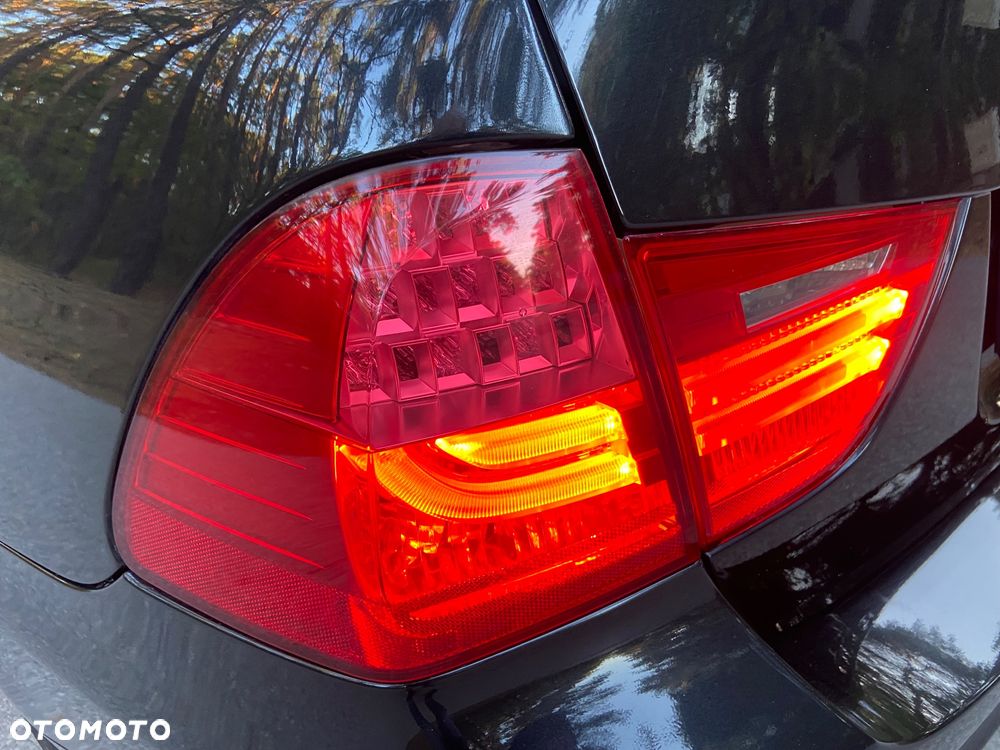 BMW Seria 3 318d DPF Edition Exclusive - 11