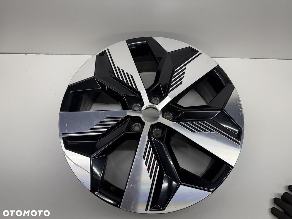 Felga 20 7j et34 5x114.3 Renault megane e tech  403003990r - 1