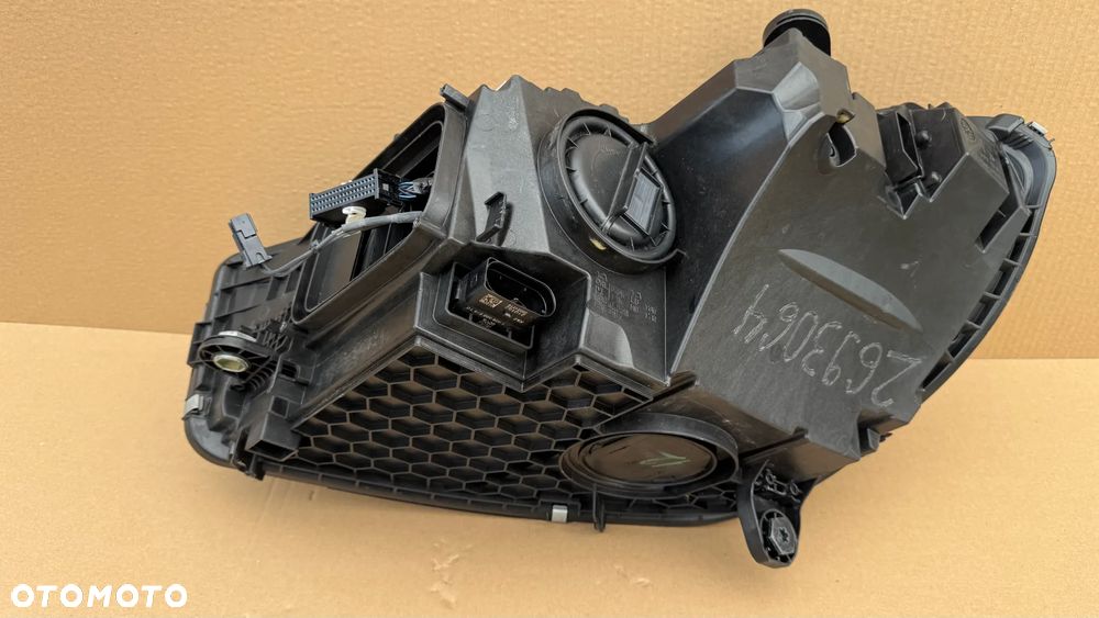 Lampa Mercedes C klasa W206 A206 Performance prawa Przód Przednia - 10