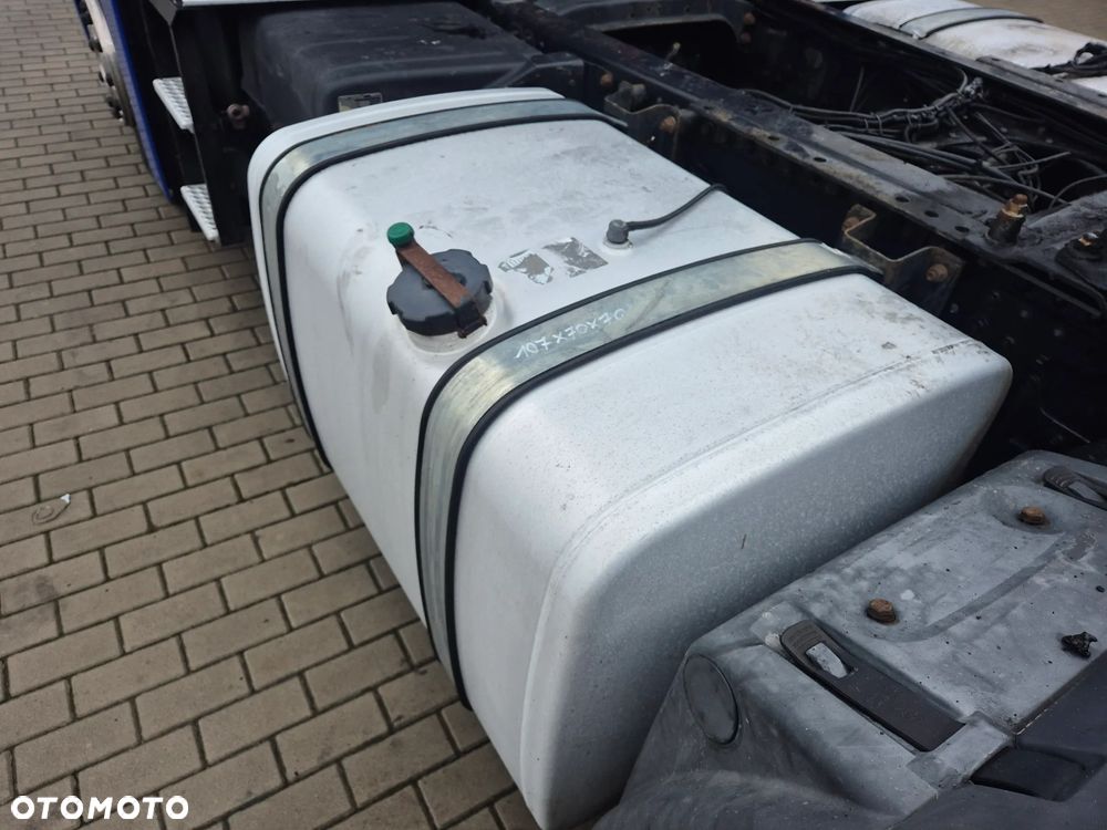 ZBIORNIK PALIWA 107X70X70 KOMPLETNY MAN TGX TGS EURO 6 - 2