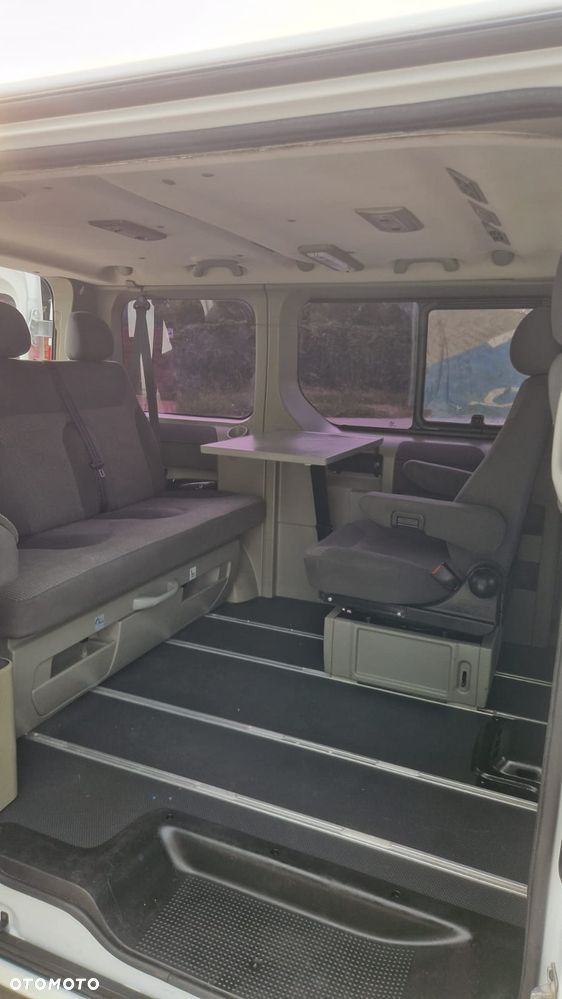 Opel Vivaro - 15