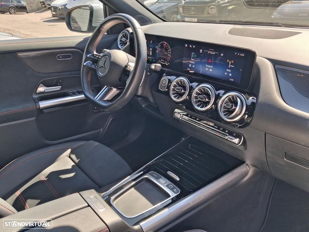 Mercedes-Benz GLA 250 e AMG Line - 15