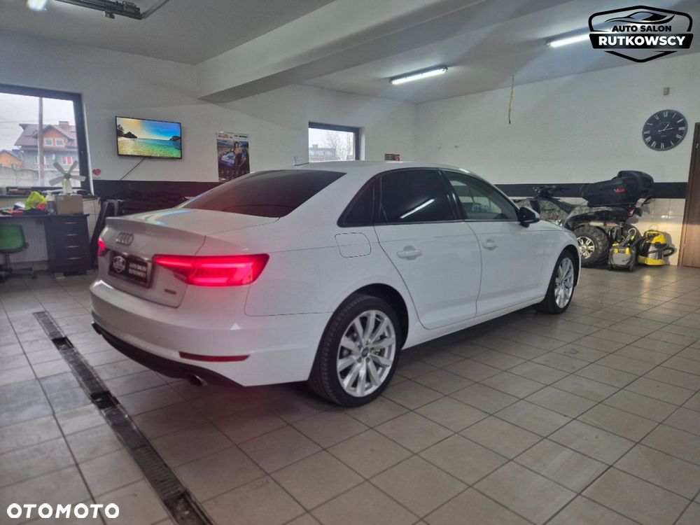 Audi A4 Limousine - 9