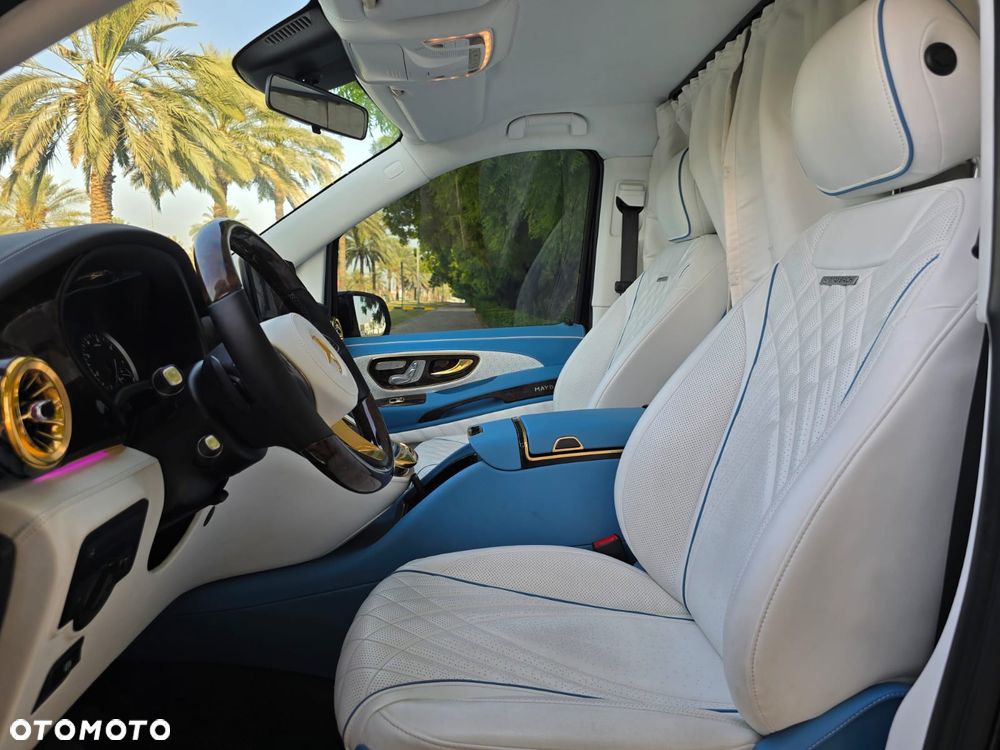 Mercedes-Benz Klasa V 300 extralang 9G-TRONIC Special Edition Avantgarde - 3