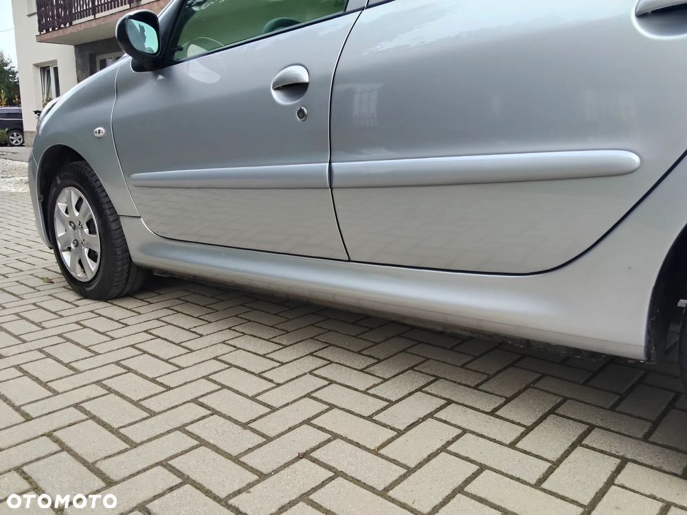 Peugeot 206 plus 206+ 75 - 20