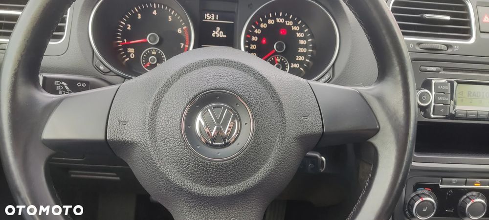 Volkswagen Golf 1.6 Comfortline - 13