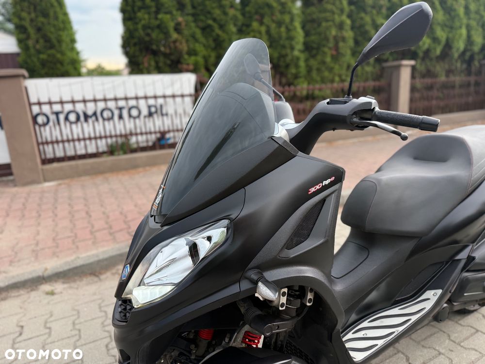 Piaggio MP-3 - 20
