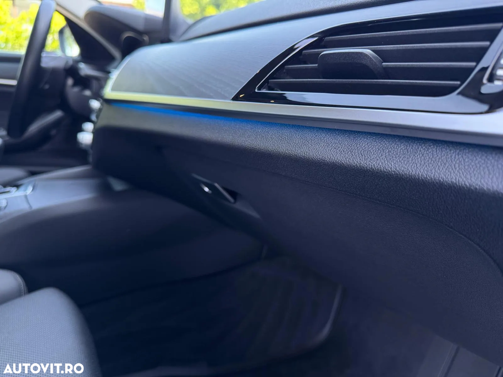 BMW Seria 5 530e xDrive Aut. Sport Line - 23