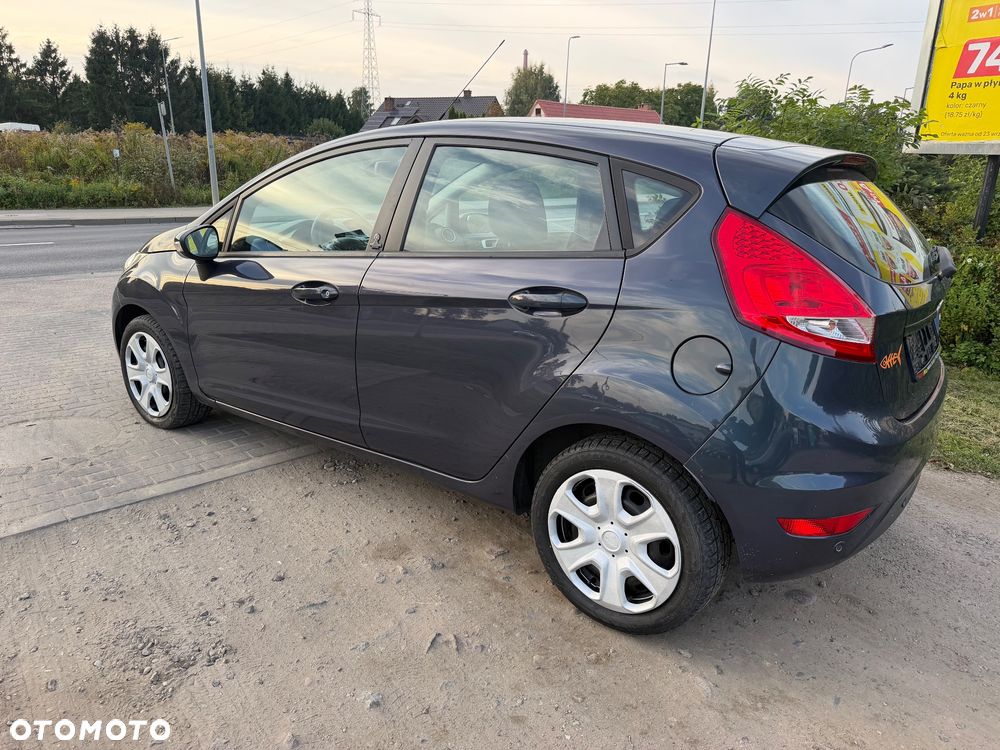 Ford Fiesta - 4