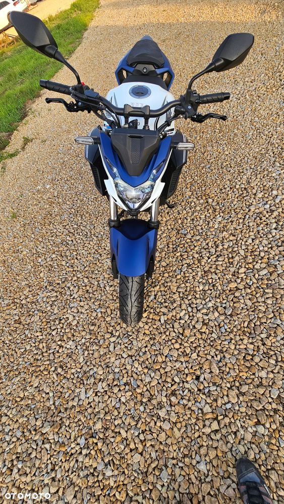 Honda CB - 9