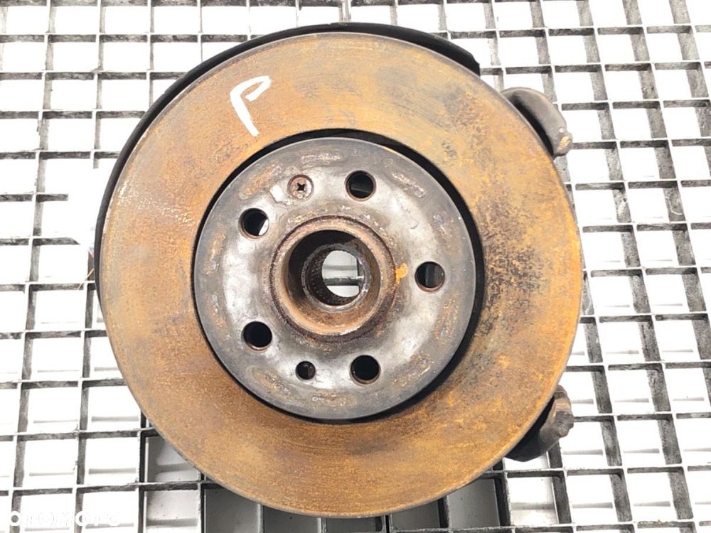 ZWROTNICA PRAWY PRZÓD  SKODA FABIA III Kombi (NJ5) 2014 - 2022 1.0 44 kW [60 KM] benzyna 2014 - - 2