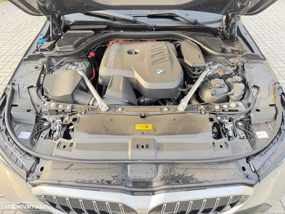 BMW 530 e Pack Desportivo M - 6