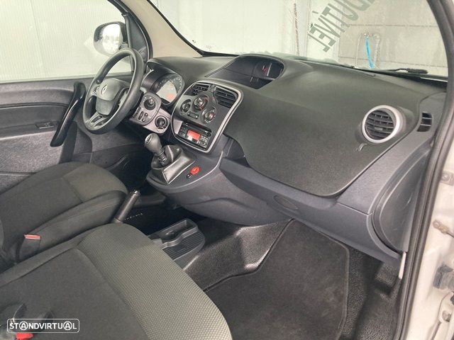 Renault kangoo 1.5 dci - 21