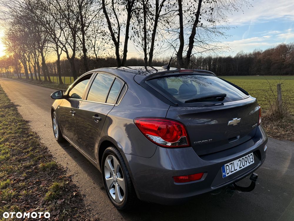 Chevrolet Cruze 1.7 D LT+ Premium - 8