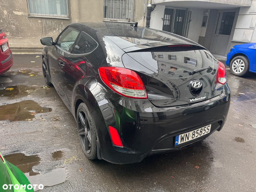 Hyundai Veloster 1.6 GDI Comfort - 5