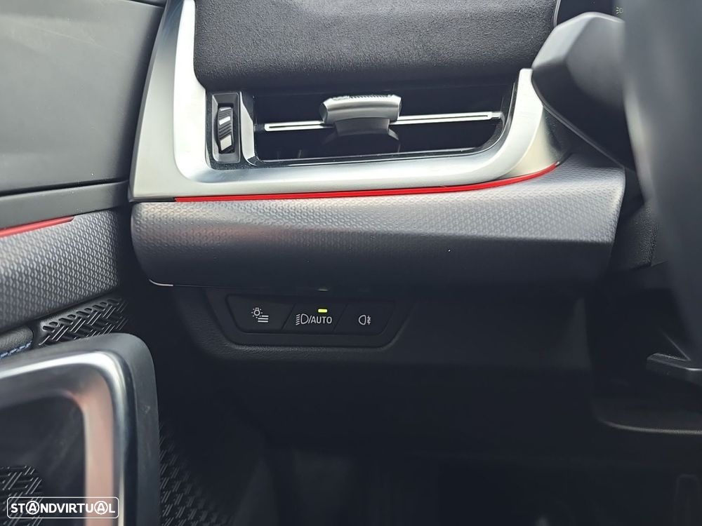 BMW iX2 eDrive20 Pack Desportivo M - 24