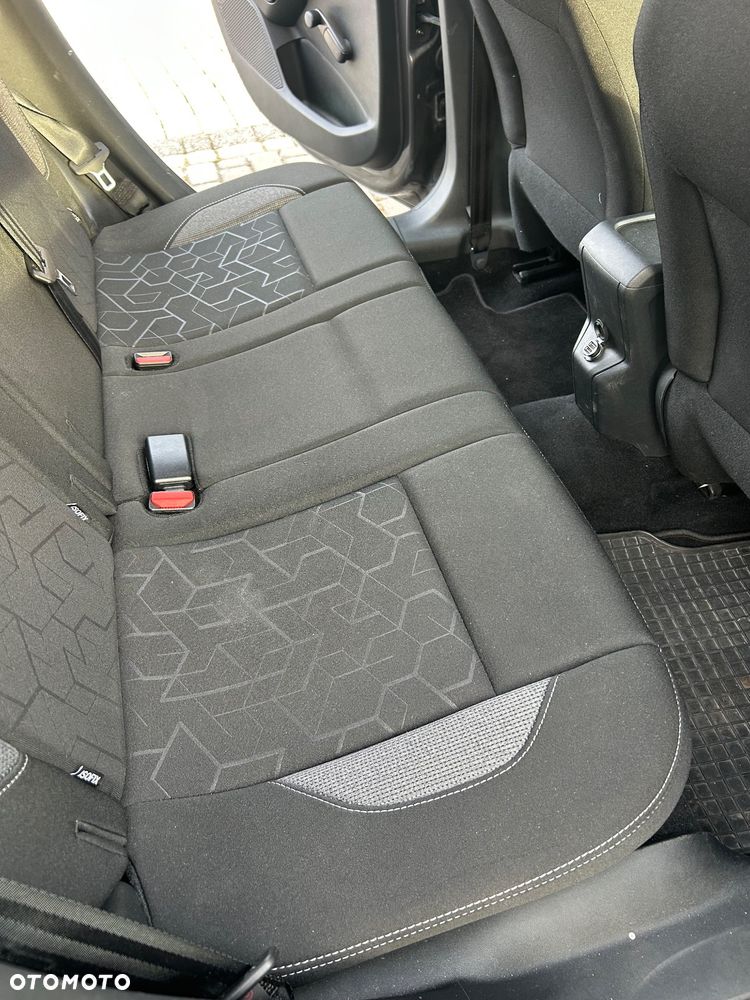 Peugeot 2008 1.5 BlueHDi Active S&S - 6