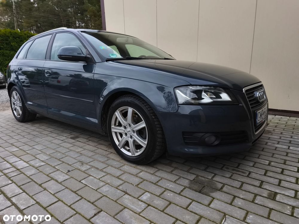 Audi A3 2.0 TDI Attraction - 9