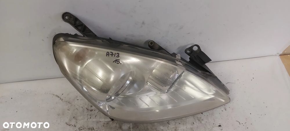.  PRZOD PRZEDNIA LAMPA PRAWA OPEL ZAFIRA B - 2