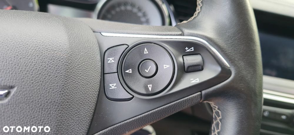 Opel Insignia - 21