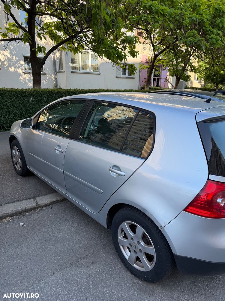 Volkswagen Golf 1.6 Trendline - 3