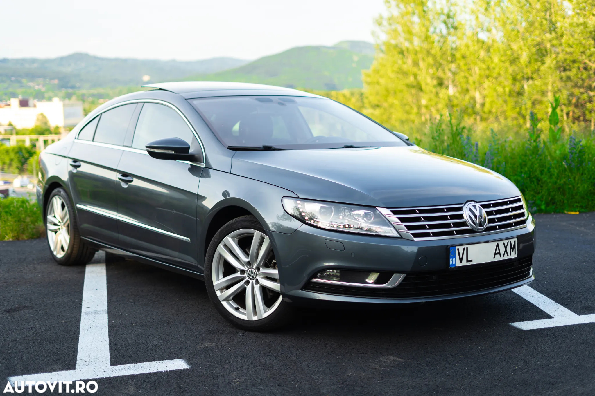 Volkswagen Passat CC 2.0 TDI BlueMotion Technology DSG - 2