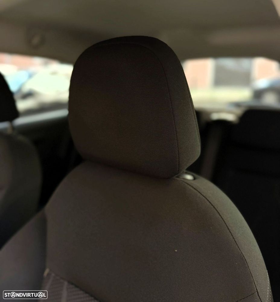 Peugeot 208 1.4 HDi Active - 13