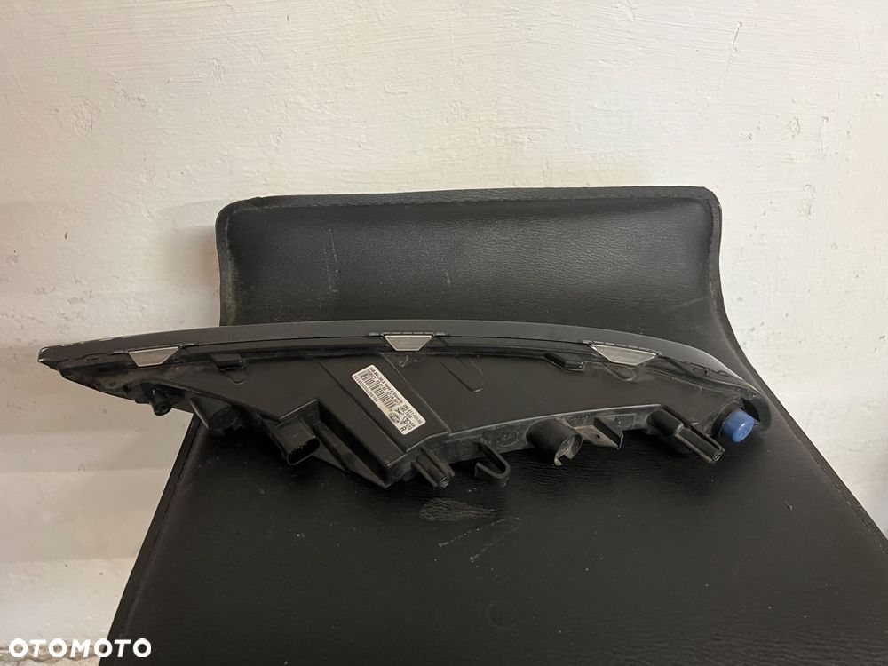Halogen led prawy przód Porsche Macan - 3