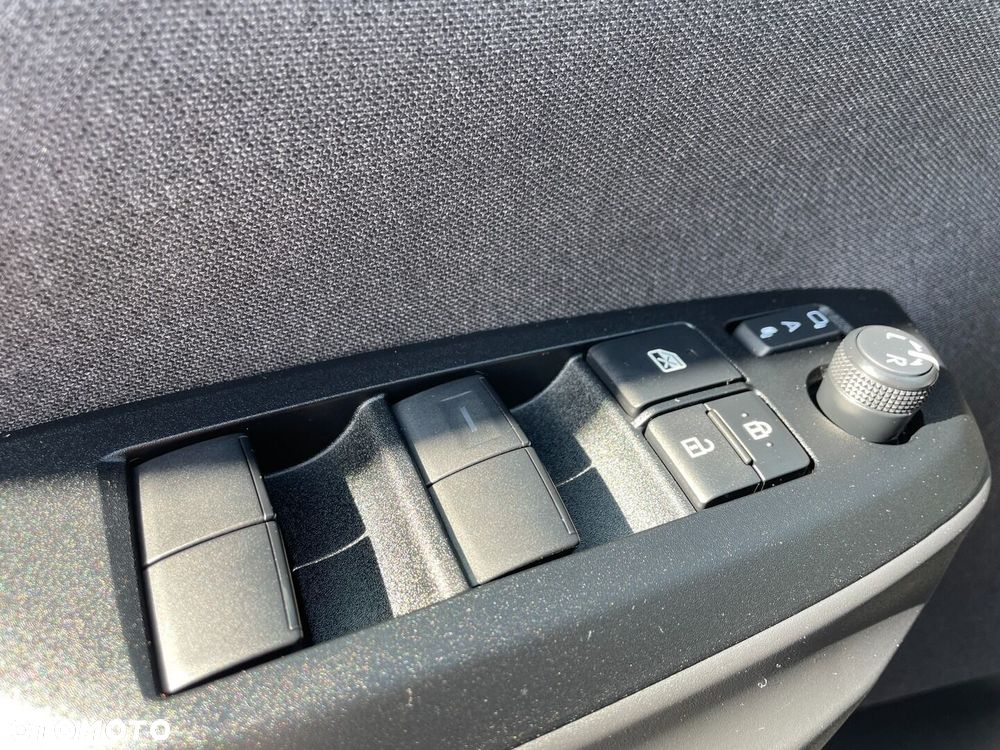 Toyota Yaris Cross - 25